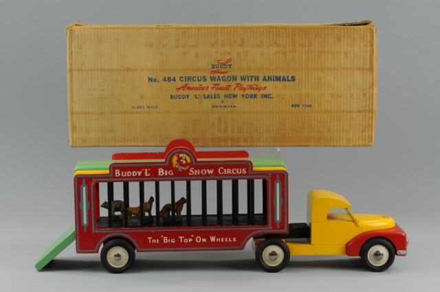 BUDDY L BOXED WOODEN CIRCUS WAGON