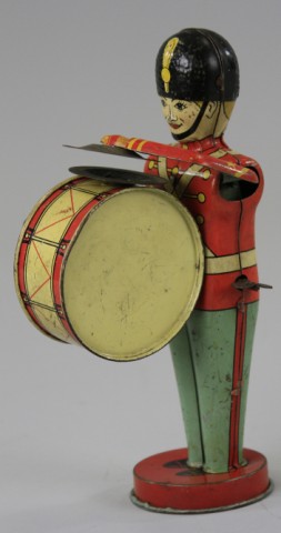 CHEIN PARADE DRUMMER Lithographed tin