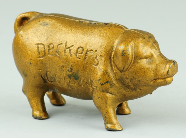 DECKERS IOWANA PIG STILL BANK Cast 177177