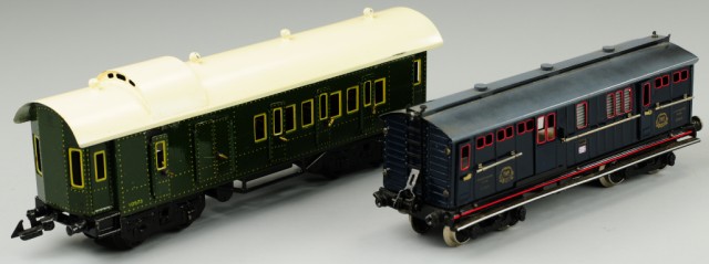 TWO BAGGAGE CARS 'O' gauge includes