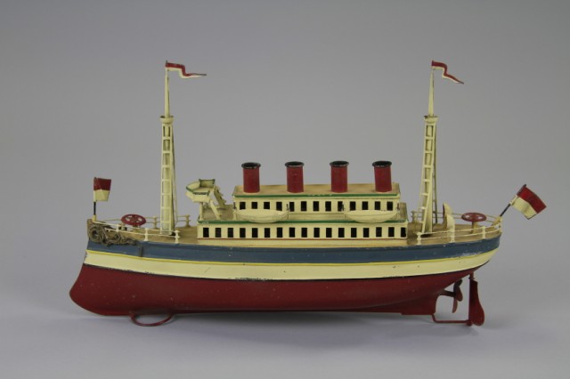 OCEANLINER Attributed to Falk Germany 177304