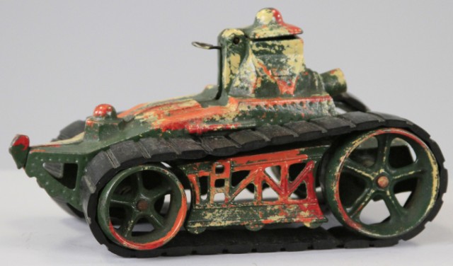 ARCADE TANK TOY Cast iron camouflaged 177369