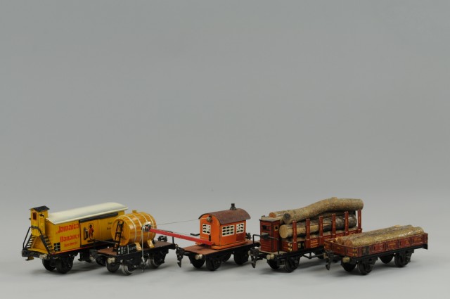 MARKLIN O GAUGE FREIGHT CARS Assorted