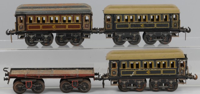 THREE CARETTE PASSENGERS CARS AND 1773b2