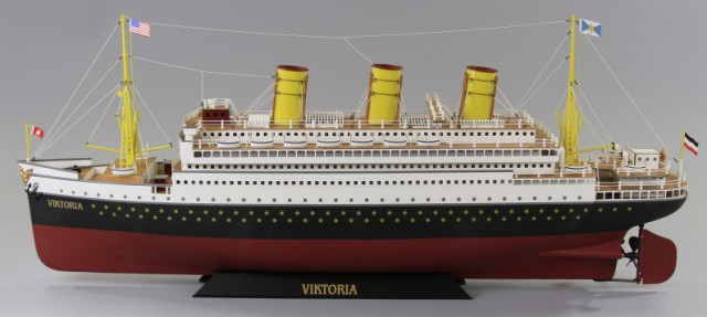 MARKLIN CONTEMPORARY VIKTORIA OCEANLINER