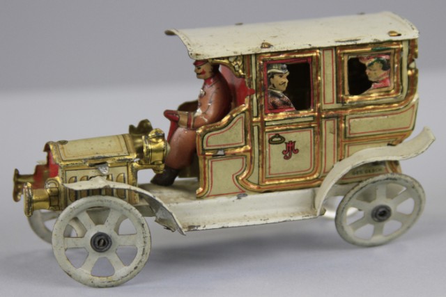 DISTLER LIMOUSINE PENNY TOY Germany 177411