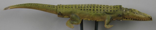 ALLIGATOR HAND TOY C D KENNY CO  17741a