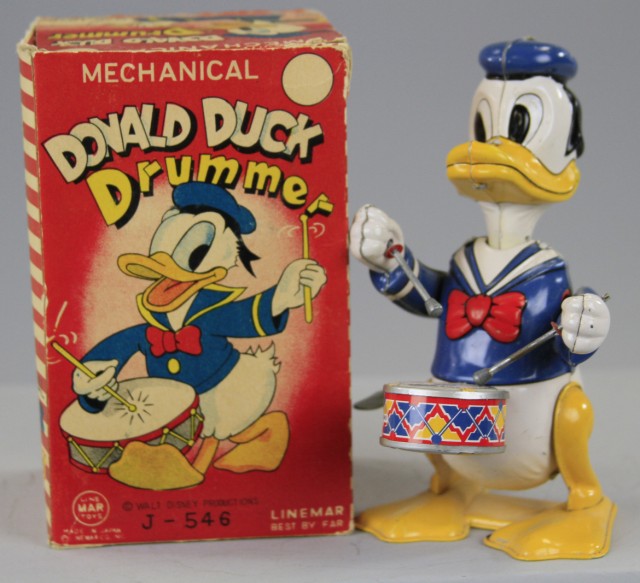 BOXED DONALD DUCK DRUMMER Copy  177469