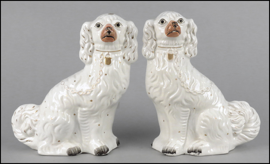 PAIR OF PORCELAIN STAFFORDSHIRE