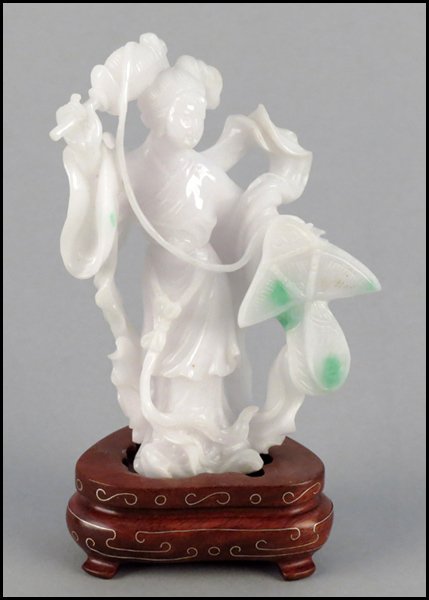 CHINESE CARVED JADE FIGURE OF A 1775d6