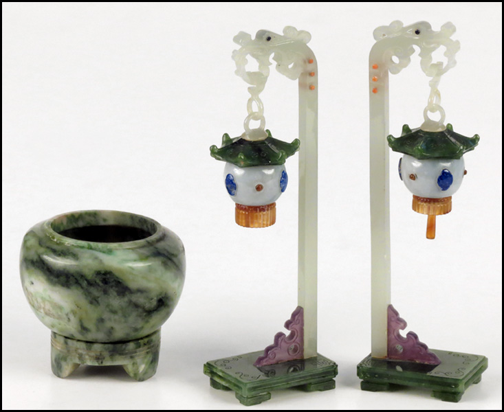 PAIR OF CHINESE JADE AND STONE 1775e7