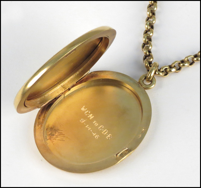 GOLD LOCKET ON CHAIN 18 karat 1776b5