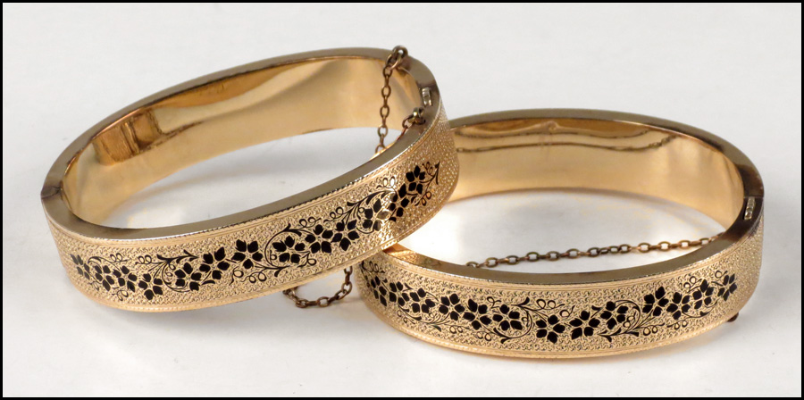 PAIR OF VICTORIAN GOLD FILLED BRACELETS.