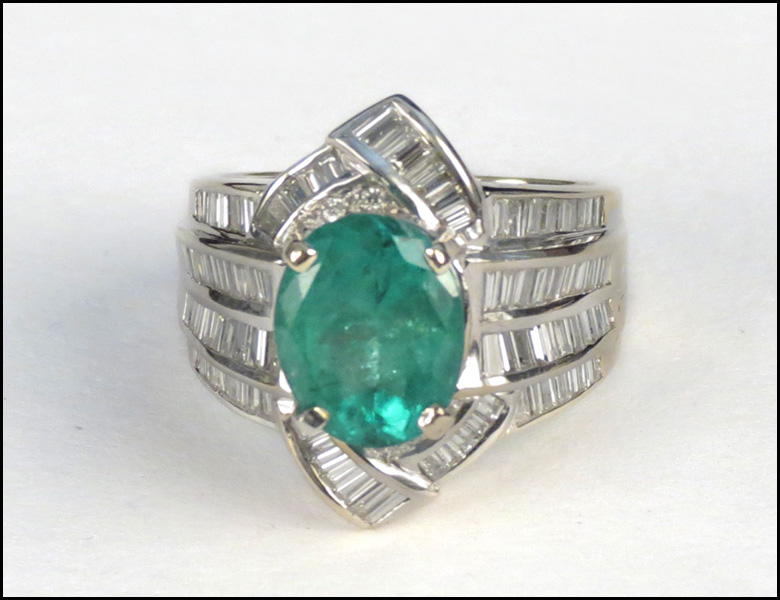 EMERALD DIAMOND AND 18 KARAT WHITE 1776d9