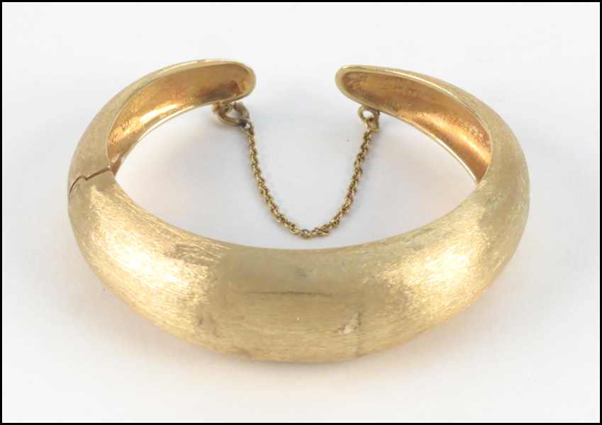 14 KARAT YELLOW GOLD CUFF BRACELET  1776fb