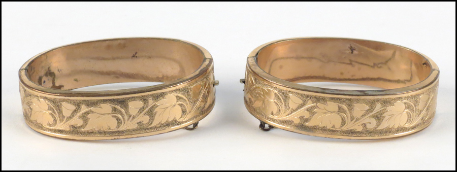 PAIR OF VICTORIAN GOLD FILLED BRACELETS  1776f4