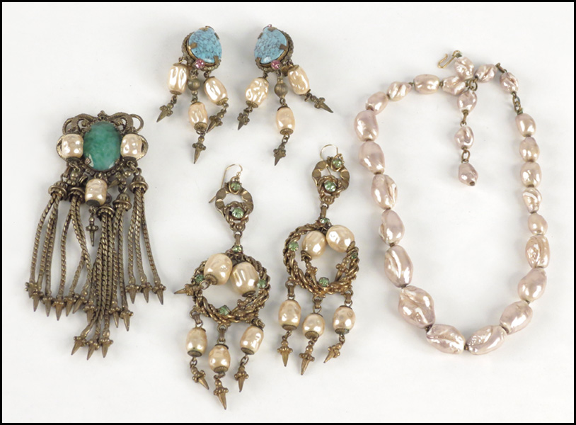 GROUP OF FAUX BAROQUE PEARL JEWELRY  1779e3