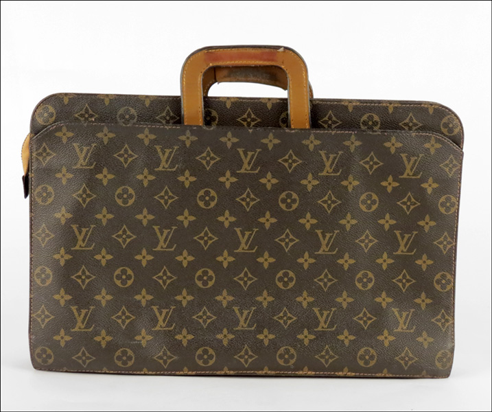 LOUIS VUITTON MONOGRAMMED CANVAS