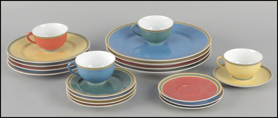 HERMES PORCELAIN DINNER SERVICE.