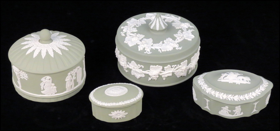 FOUR WEDGWOOD JASPERWARE BOXES  177e71