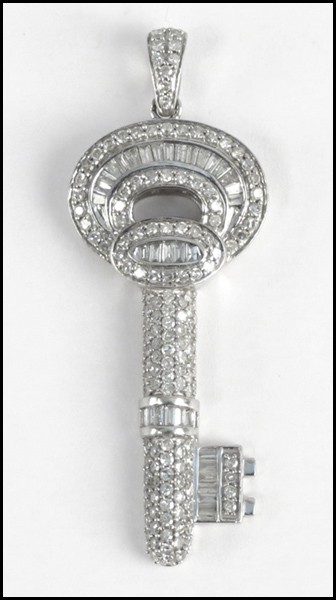 14 KARAT WHITE GOLD AND DIAMOND 177f76