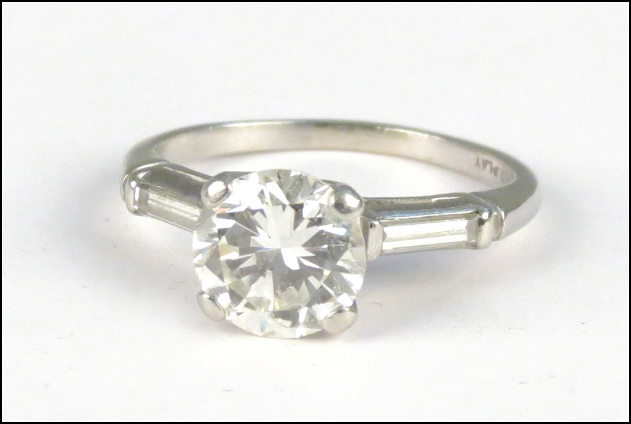 PLATINUM AND DIAMOND ENGAGEMENT 177f9c