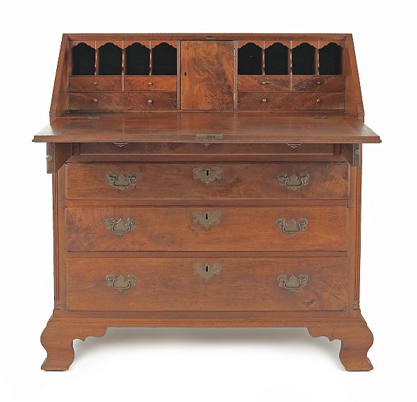 Pennsylvania Chippendale walnut 175ab5