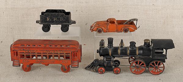 Three-piece cast iron toy train