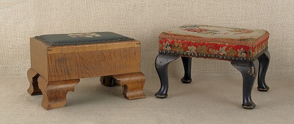 Tiger maple footstool late 19th 175dd1