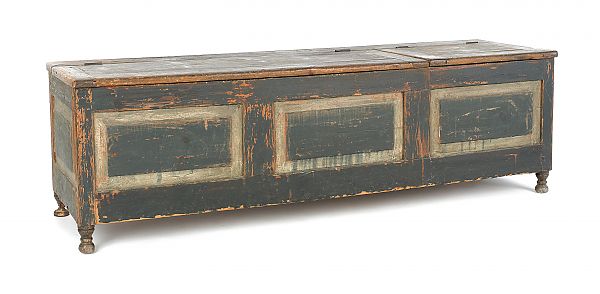 Painted pine blanket box 19th c  175e8e