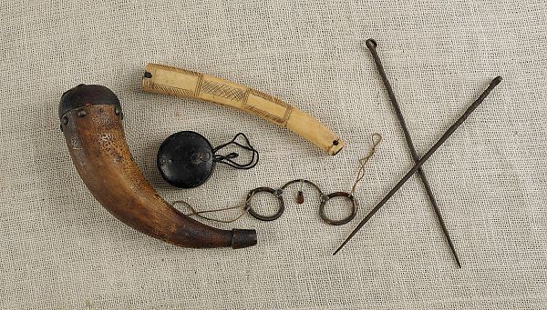 A carved elk antler whip handle 175f92