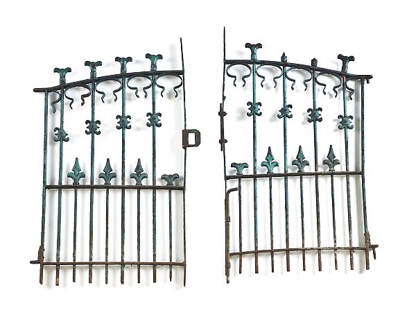 Painted cast iron double iron gate 175ff5