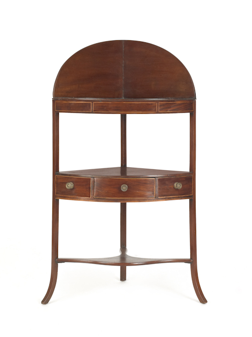 Georgian mahogany corner wash stand