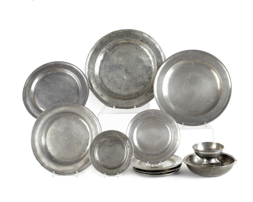 Twelve pieces of pewter 19th c.