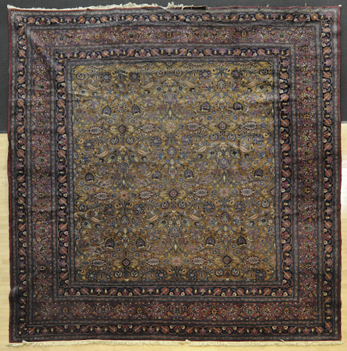 Semi-antique Isphahan carpet 17'