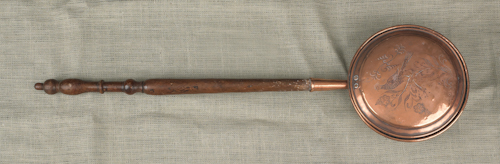 Copper bedwarmer early 19th c.