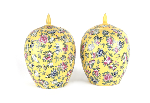 Pair of Chinese porcelain yellow