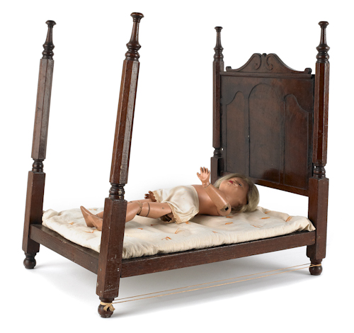 Victorian walnut doll bed 19th 176822