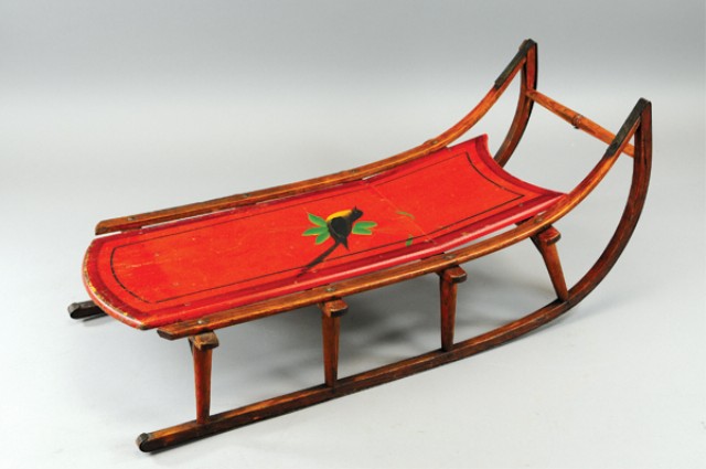 EARLY SLED WITH PAINTED BIRD c  178f65