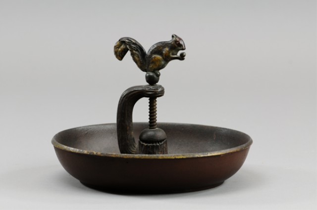 CAST IRON SQUIRREL NUT CRACKER AND BOWL