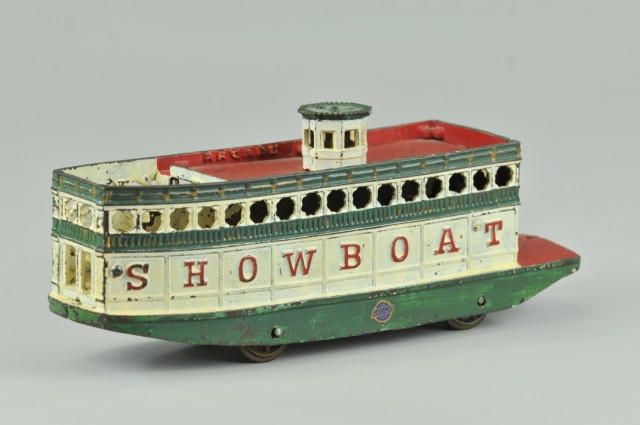 ARCADE STEAMBOAT Cast iron painted