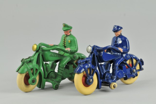 LOT OF TWO TOY MOTORCYCLES Both 1791a8