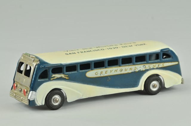 1939 GREYHOUND BUS WITH WORLDS FAIR