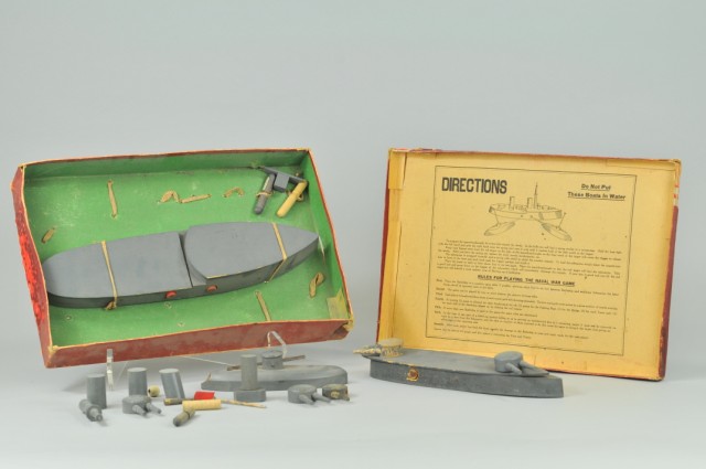 SCHOENHUTS NAVAL WAR BOXED GAME Includes