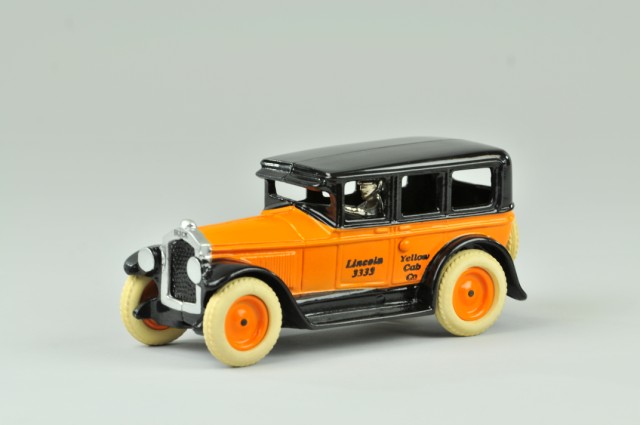 CONTEMPORARY LINCOLN YELLOW CAB TOY