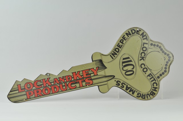 LOCK AND KEY DIE-CUT TRADE SIGN