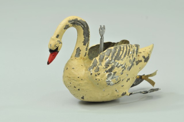 MECHANICAL SWAN TOY Germany hand 17944a