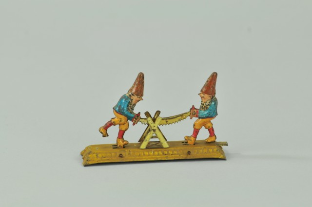 GNOMES SAWING WOOD PENNY TOY Meier 1794a5
