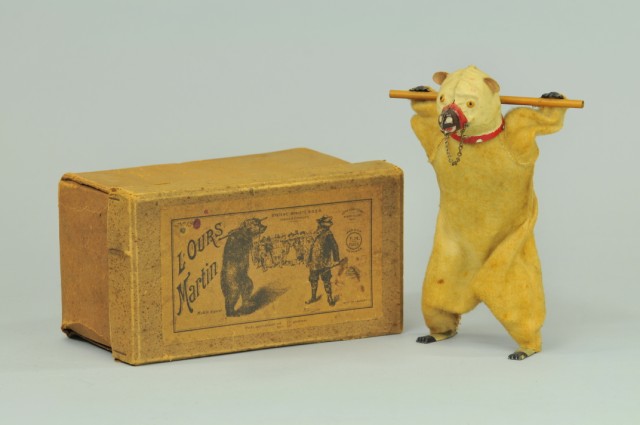 PERFORMING BEAR Martin France boxed 179525