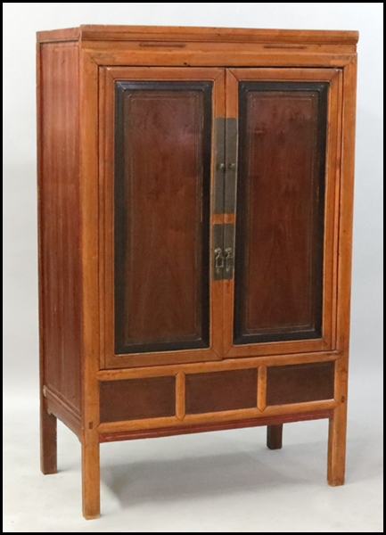 CHINESE ARMOIRE H 66 5 W 40 5  1795fc